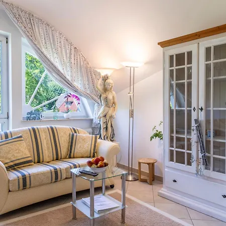 Magnolia Ховахт